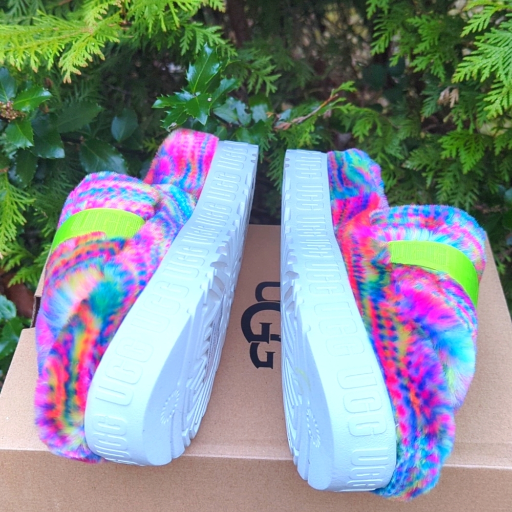 UGG Multicolor Fluffy Sandals - Picture 7 of 13